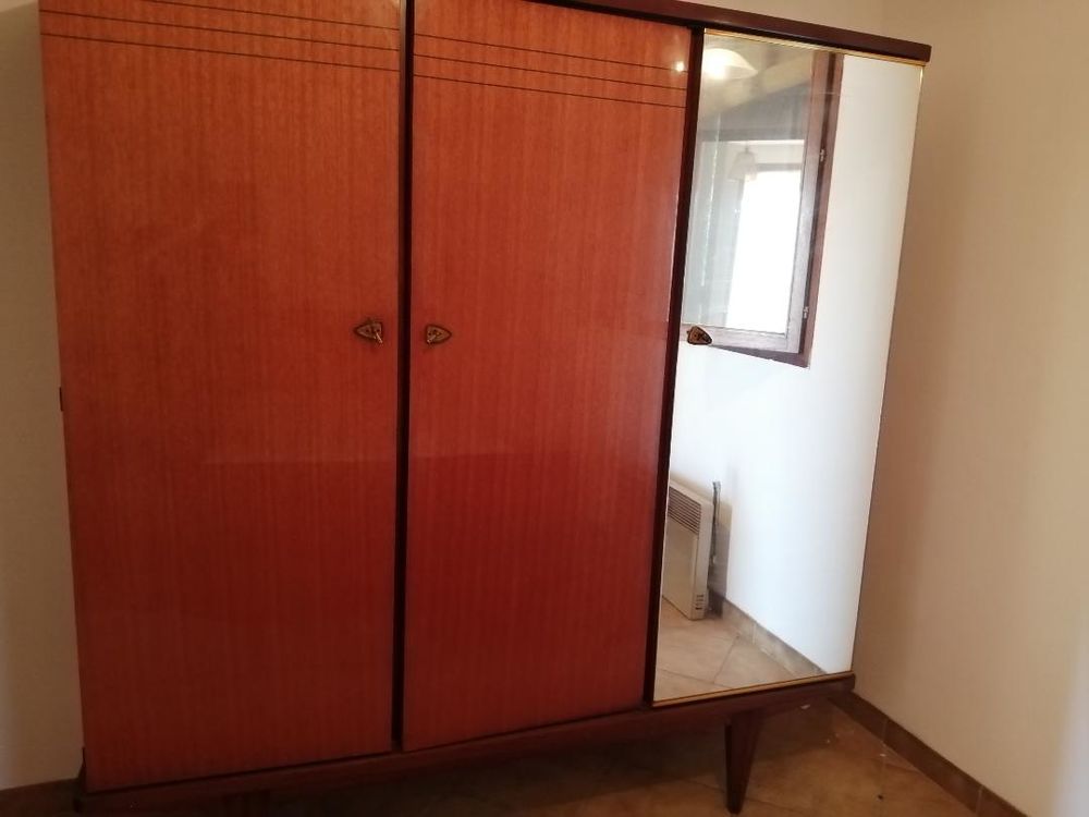 CHAMBRE A COUCHER Meubles