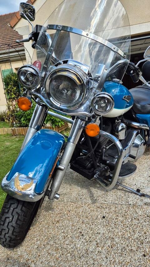 Moto HARLEY-DAVIDSON 2001 occasion Fr&eacute;pillon 95740