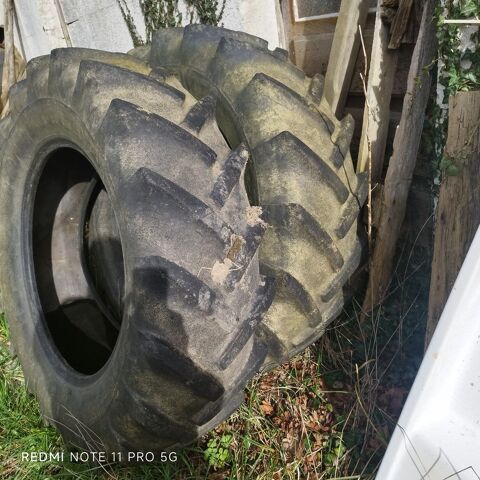 Pi&egrave;ces et &eacute;quipements Voiture Pi&egrave;ces et &eacute;quipements Voiture  occasion Plo&euml;rmel 56800