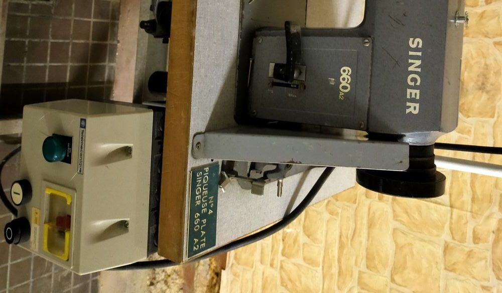 MACHINE A COUDRE SINGER 660A2 Electroménager