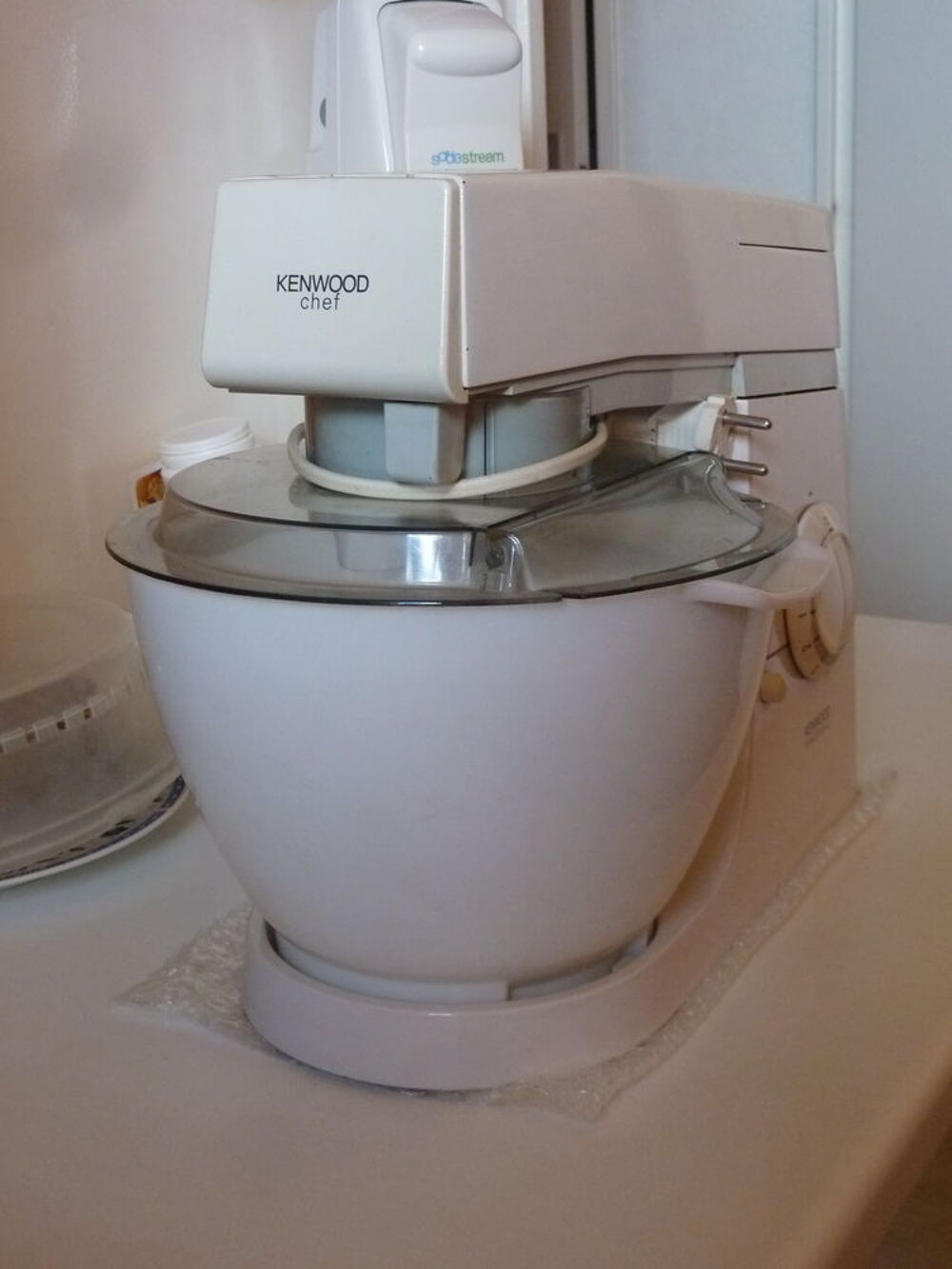 Robot m&eacute;nager Kenwood chef en bon &eacute;tat g&eacute;n&eacute;ral Electroménager