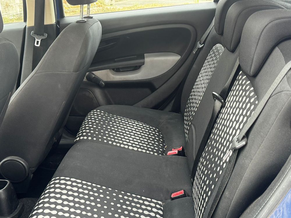 Punto FIAT GRANDE PUNTO 1.2 8V 65 TEAM 3P 2006 occasion 94000 Cr&eacute;teil