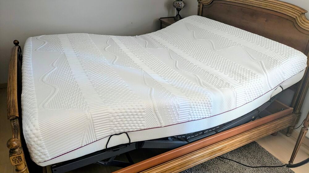 Sommier &eacute;lectrique 140 et matelas m&eacute;moire de forme Meubles
