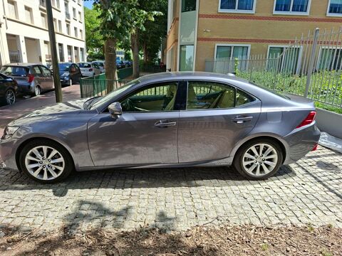 Lexus IS 300h Luxe 2015 occasion Levallois-Perret 92300
