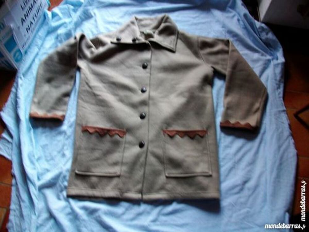 Vestes, Manteaux et Imperm&eacute;ables Taille 40 + T.M Vêtements