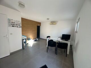 Parking / Garage � louer 80 m�