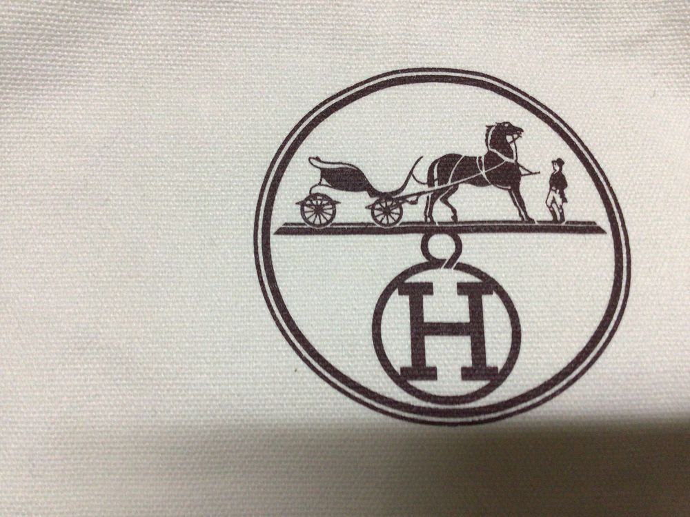 Authentique housse v&ecirc;tement HERMES Vêtements
