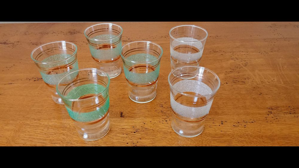 LOT DE 6 VERRES GRANITES Cuisine