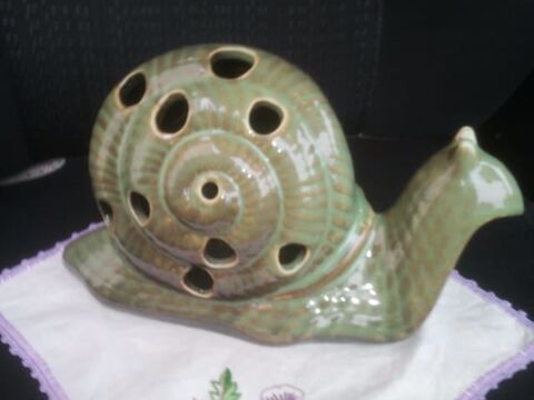 Photophore   Escargot  , en C�ramique Vernis - NEUF 25 La Fert�-Alais (91)