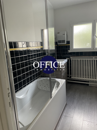  Maison à louer 4 pièces 73 m²