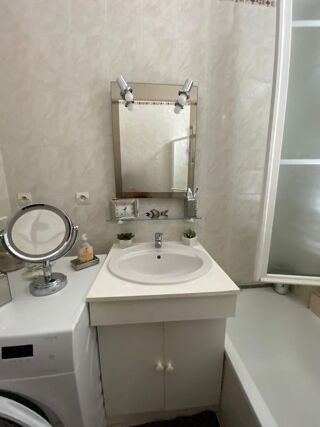  Appartement à louer 3 pièces 55 m²