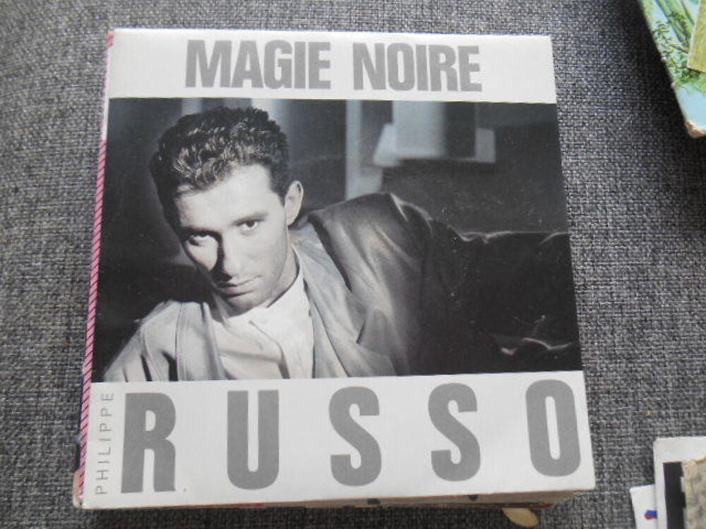 DISQUE VINYLE 45T RUSSO titre MAGIE NOIRE CD et vinyles