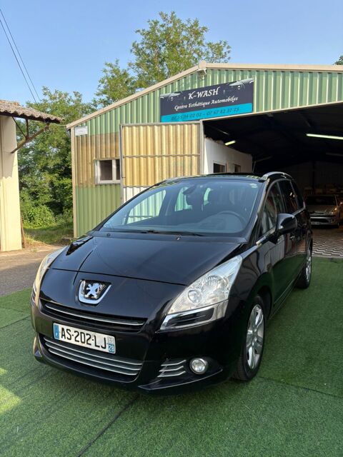 Peugeot 5008 1.6 HDi 110ch FAP BVM6 Premium Pack 5pl