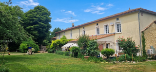  Maison à vendre 15 + pièces 320 m²
