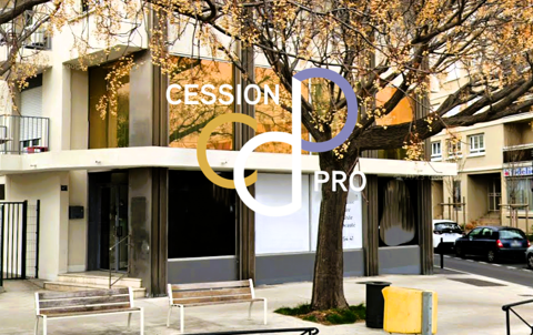 MURS COMMERCIAUX A VENDRE POUR TOUTES ACTIVITES, 107 M&sup2;, BELLE VISIBILITE ! 145600 30000 Nimes