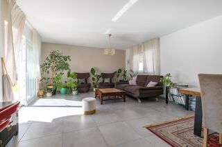  Maison  vendre 5 pices 115 m