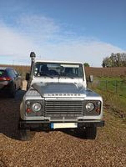 Defender 90 Station Wagon E 2010 occasion 33570 Montagne