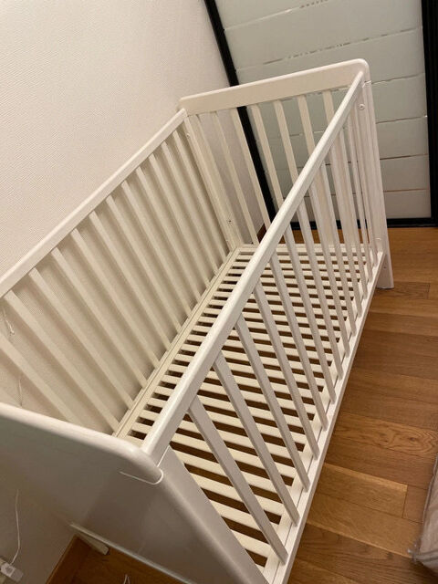 Lit bois blanc lin bebe 25 Mign-Auxances (86)