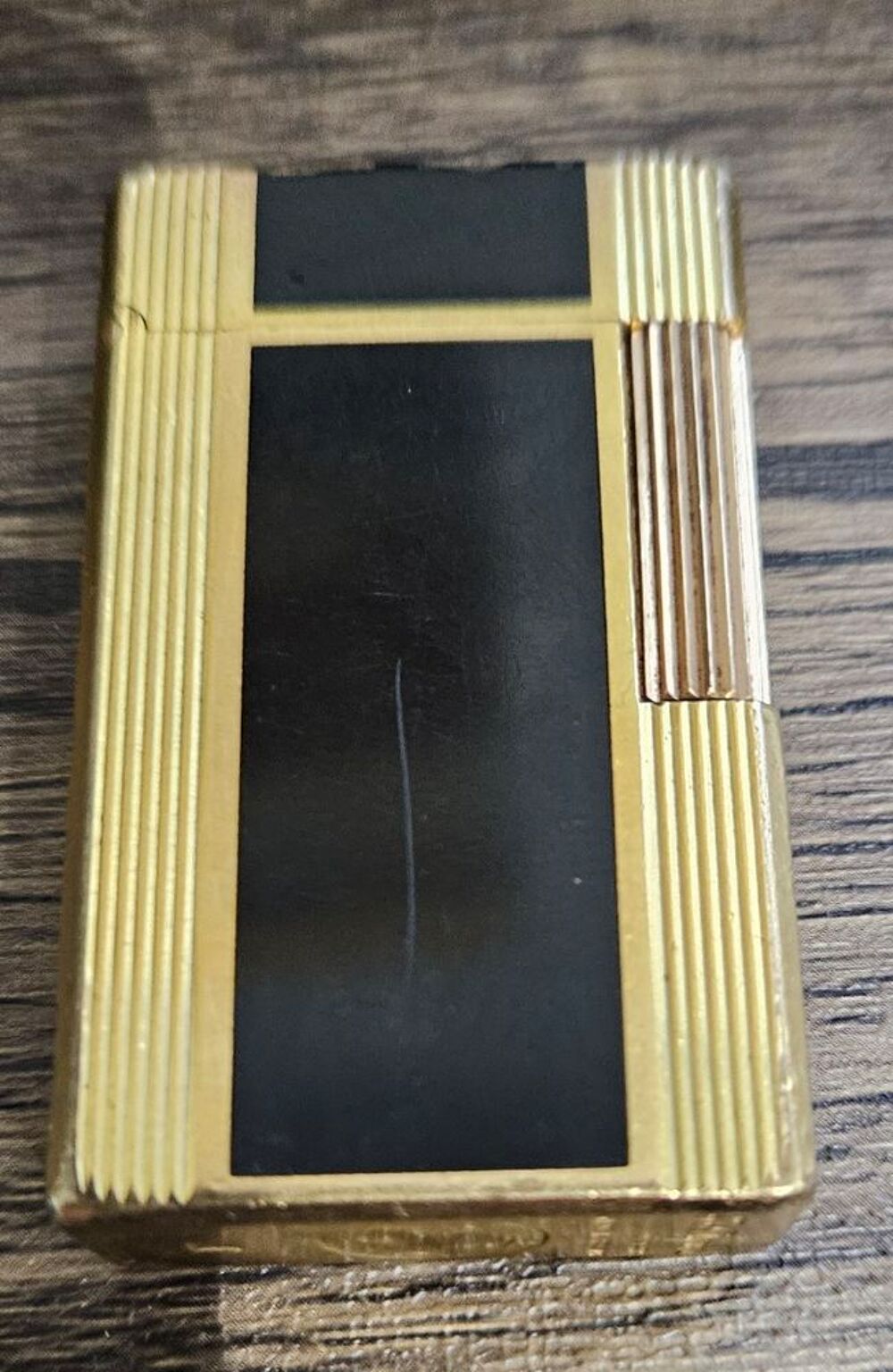Briquet DUPONT Homme OR et LAQUE Noire 