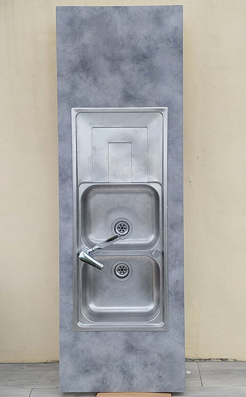 Plan de travail + �vier double avec �goutoire+ robinetterie 60 La Roche-sur-Yon (85)