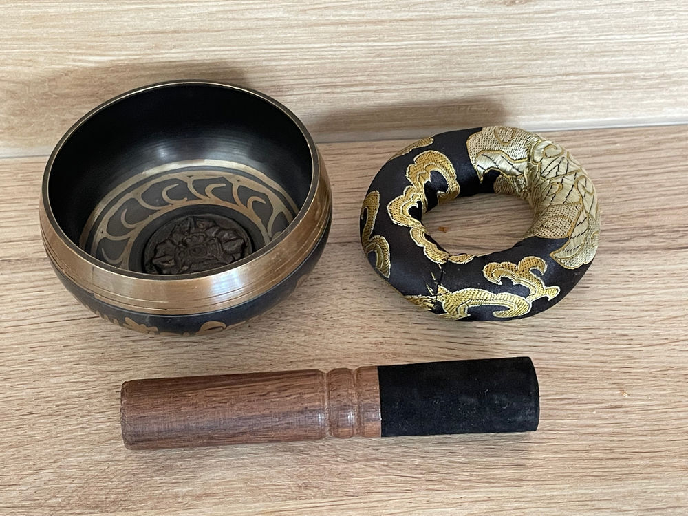 Bol chantant tib&eacute;tain en bronze, NEUF jamais utilis&eacute; Instruments de musique