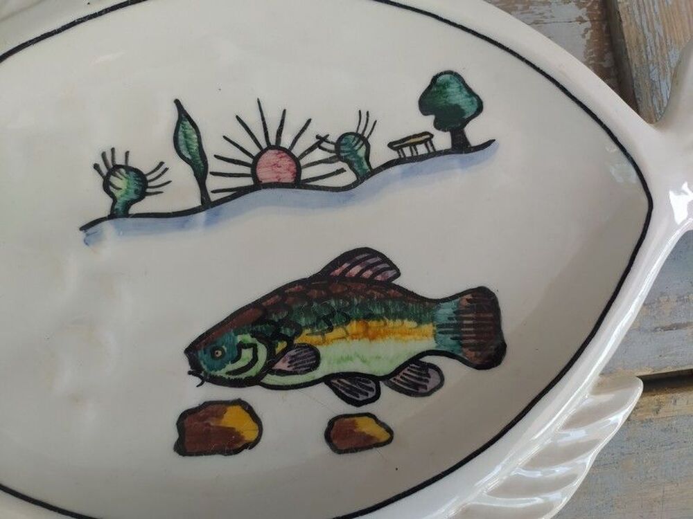 Plat Poisson Fa&iuml;ence C&eacute;ramique &Eacute;mile Tessier Malicorne
Décoration