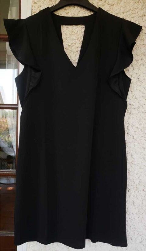 robe bleue marine foncé 10 Saint-Germain-du-Plain (71)