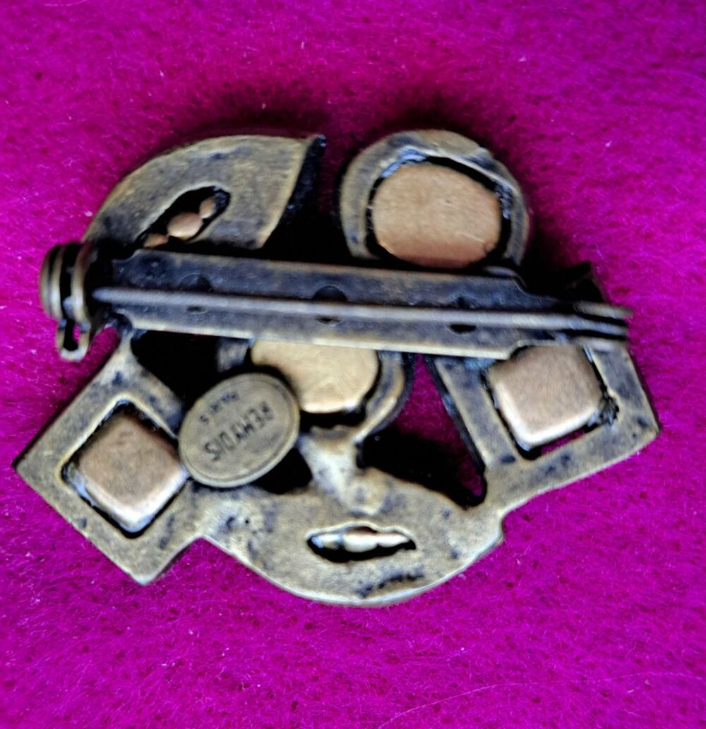 Broche fantaisie Bijoux et montres