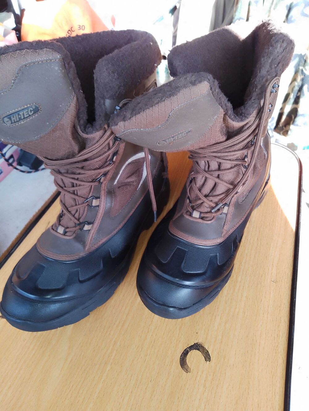 chaussures de chasse fourer tr&egrave;s bon &eacute;tat Sports