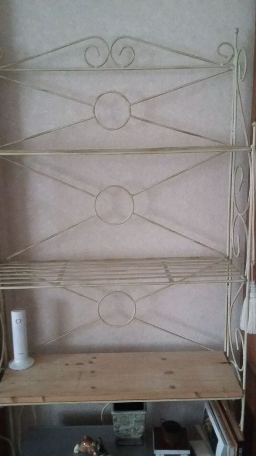 &eacute;tag&egrave;re fer forg&eacute; Meubles