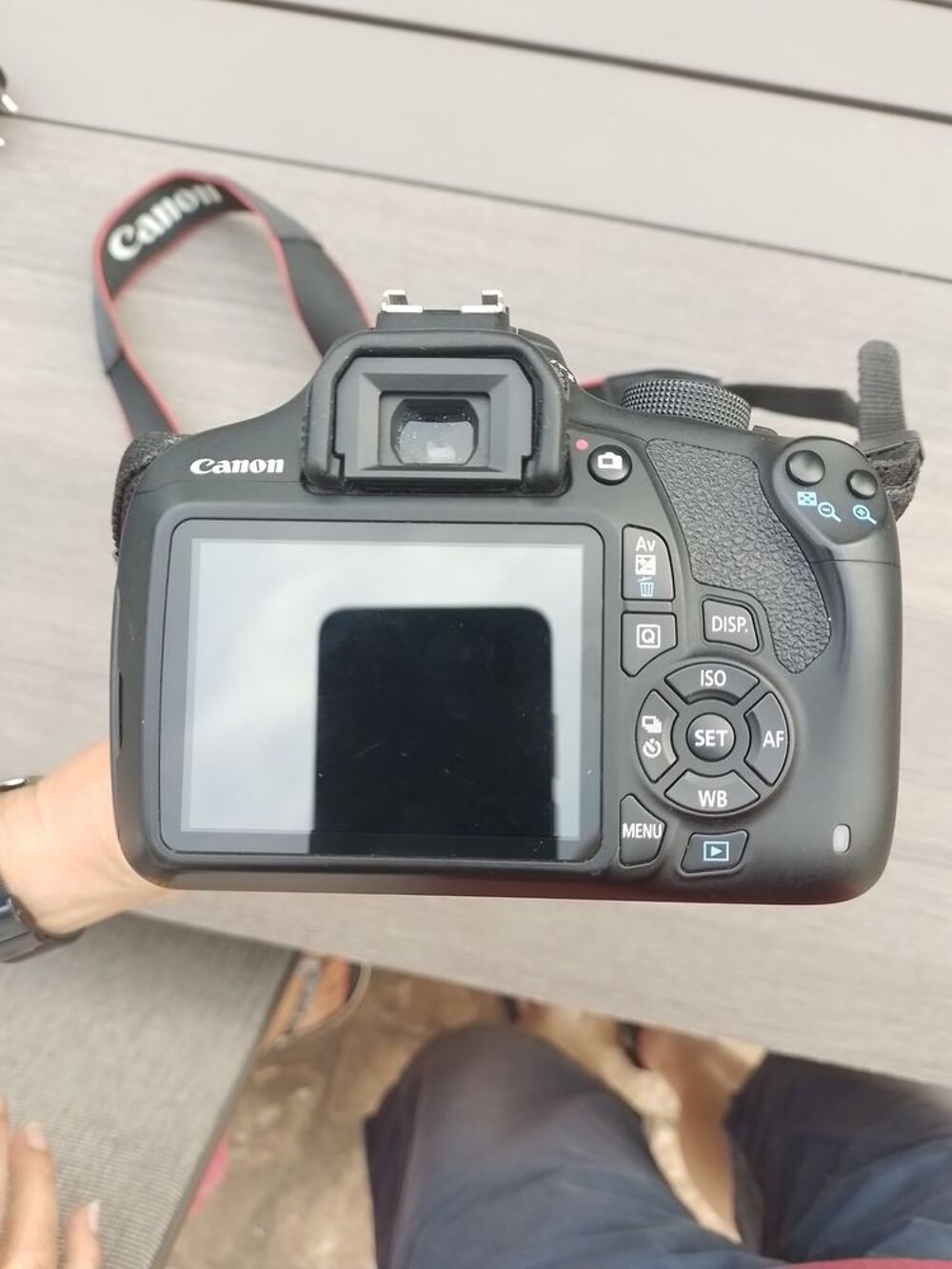 CANON EOS 1200D + EFS 18-200 mm
Photos/Video/TV