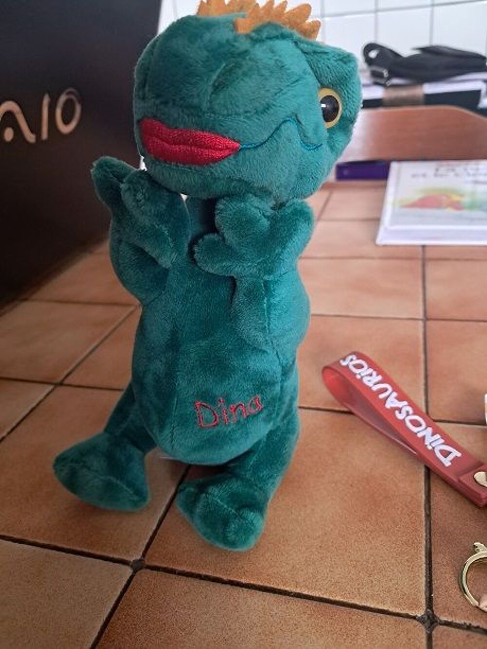 Lot Dinosaures Peluche Porte-cl&eacute; neuf garcon T-Rex jeu Jeux / jouets