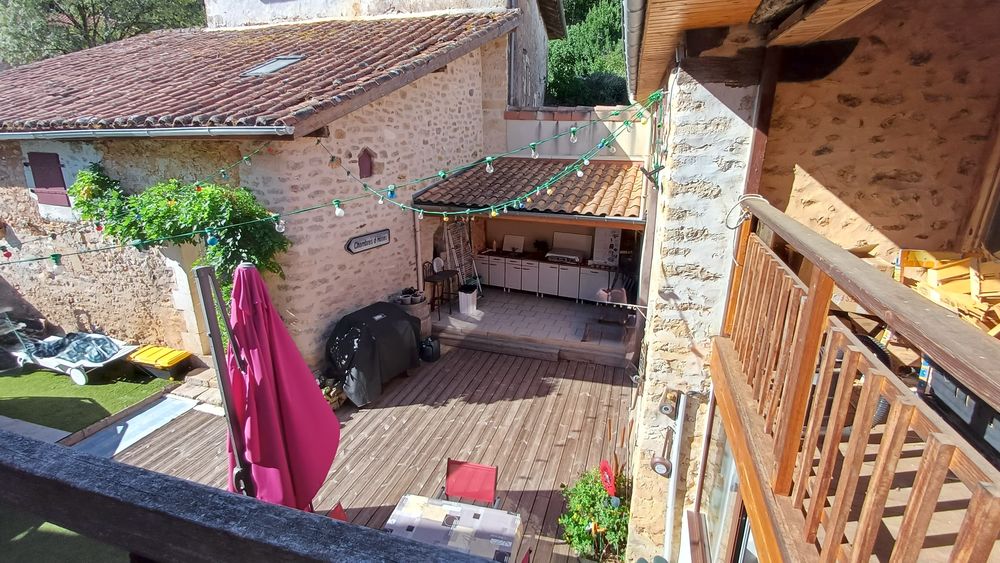 Vente Maison Maison de village avec gîte indépendant ? Vitrac-St-Vincent Vitrac-saint-vincent