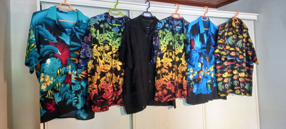 Lot de chemisettes d' &eacute;t&eacute; Vêtements