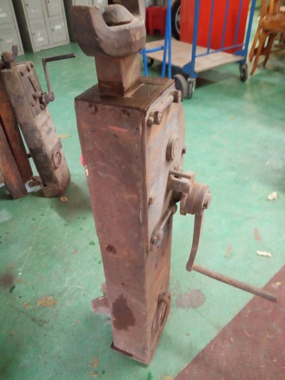 Enorme cric industriel SFAC Bricolage