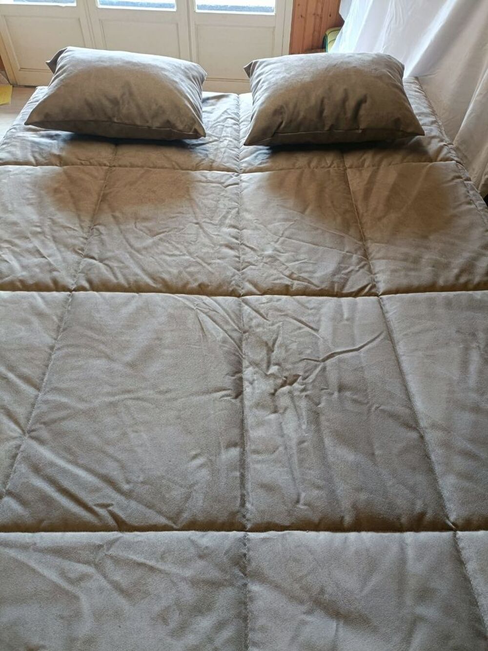 Clic-Clac Neuf 130 cm x 190 cm couleur taupe marque COREME Meubles