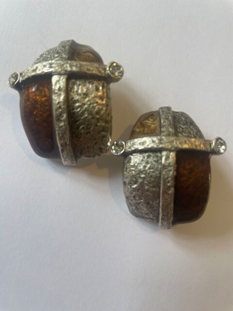 BO rectangle croix argenté émail marron strass C.LACROIX 210 Vigneux-sur-Seine (91)