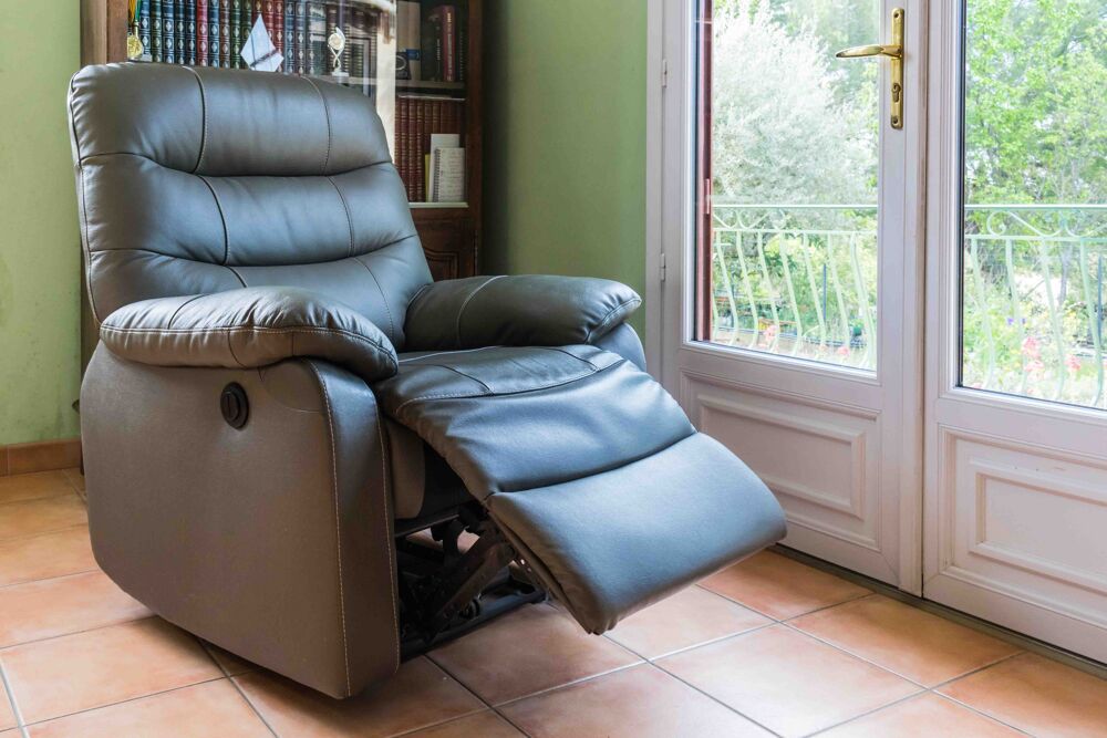 Fauteuil de relaxation &eacute;lectrique Meubles
