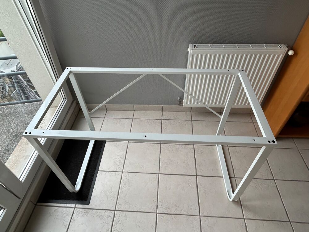 Bureau (sous garantie) Meubles