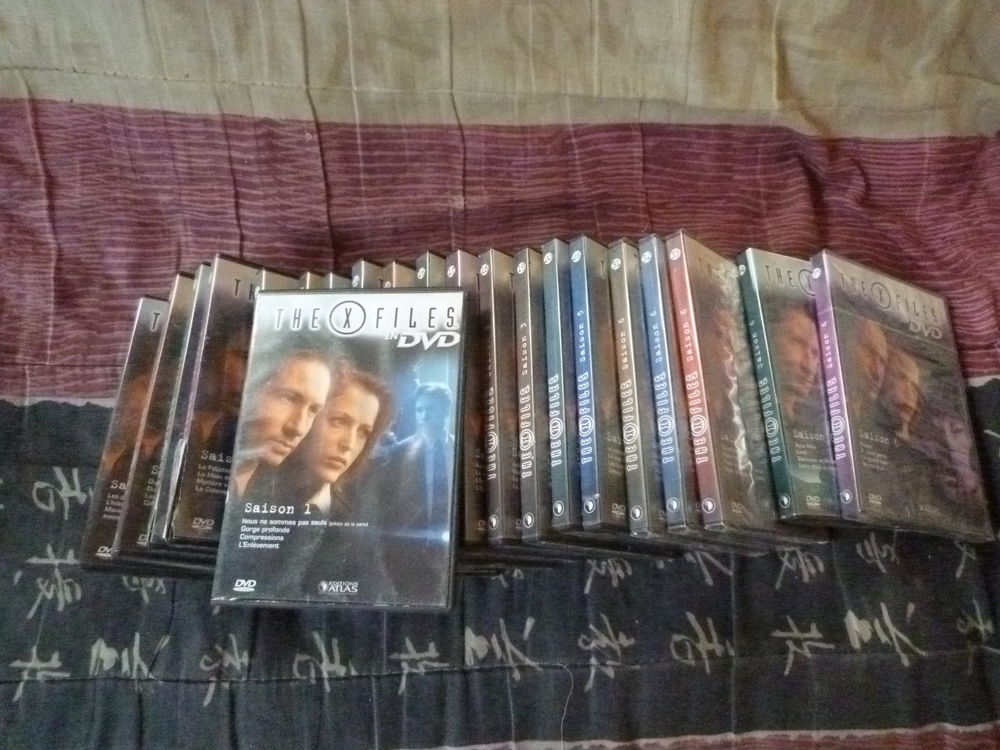 S&eacute;rie X-Files
21 DVD de saison 1 &agrave; 6 DVD et blu-ray