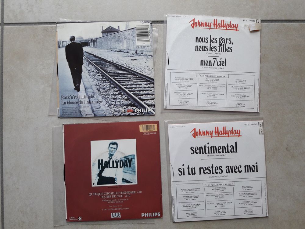 LOT DE 4 X 45 T JOHNNY HALLYDAY SENTIMENTAL CD et vinyles