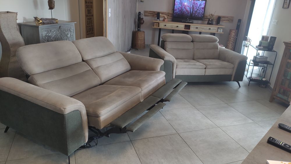 Lot de deux canap&eacute;s haut de gamme Décoration