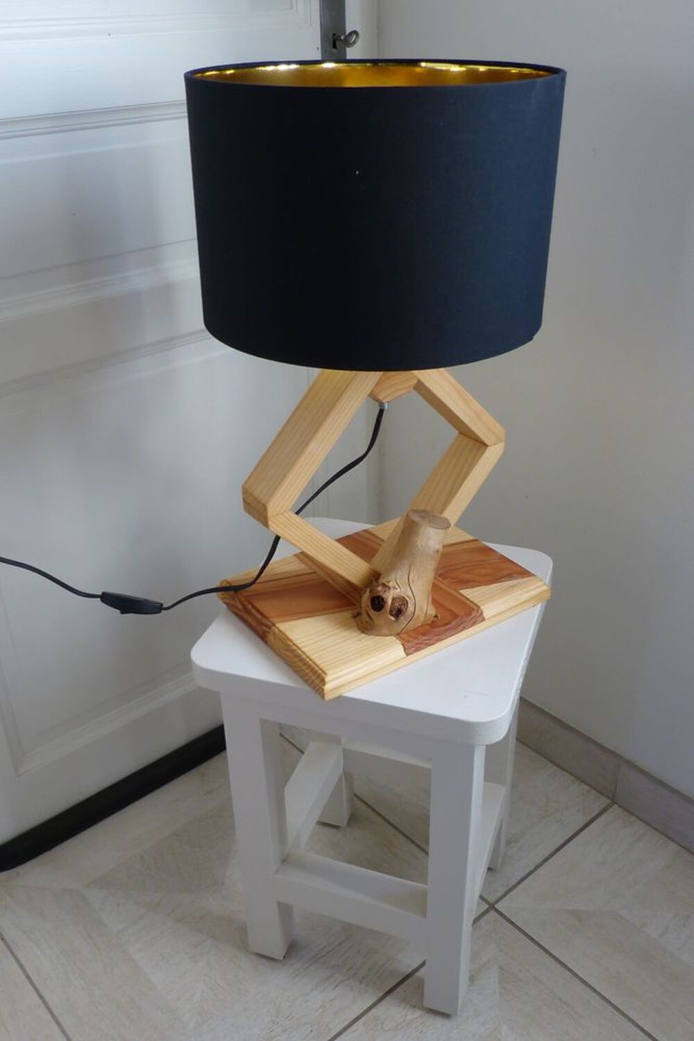 LAMPE DE CHEVET Meubles