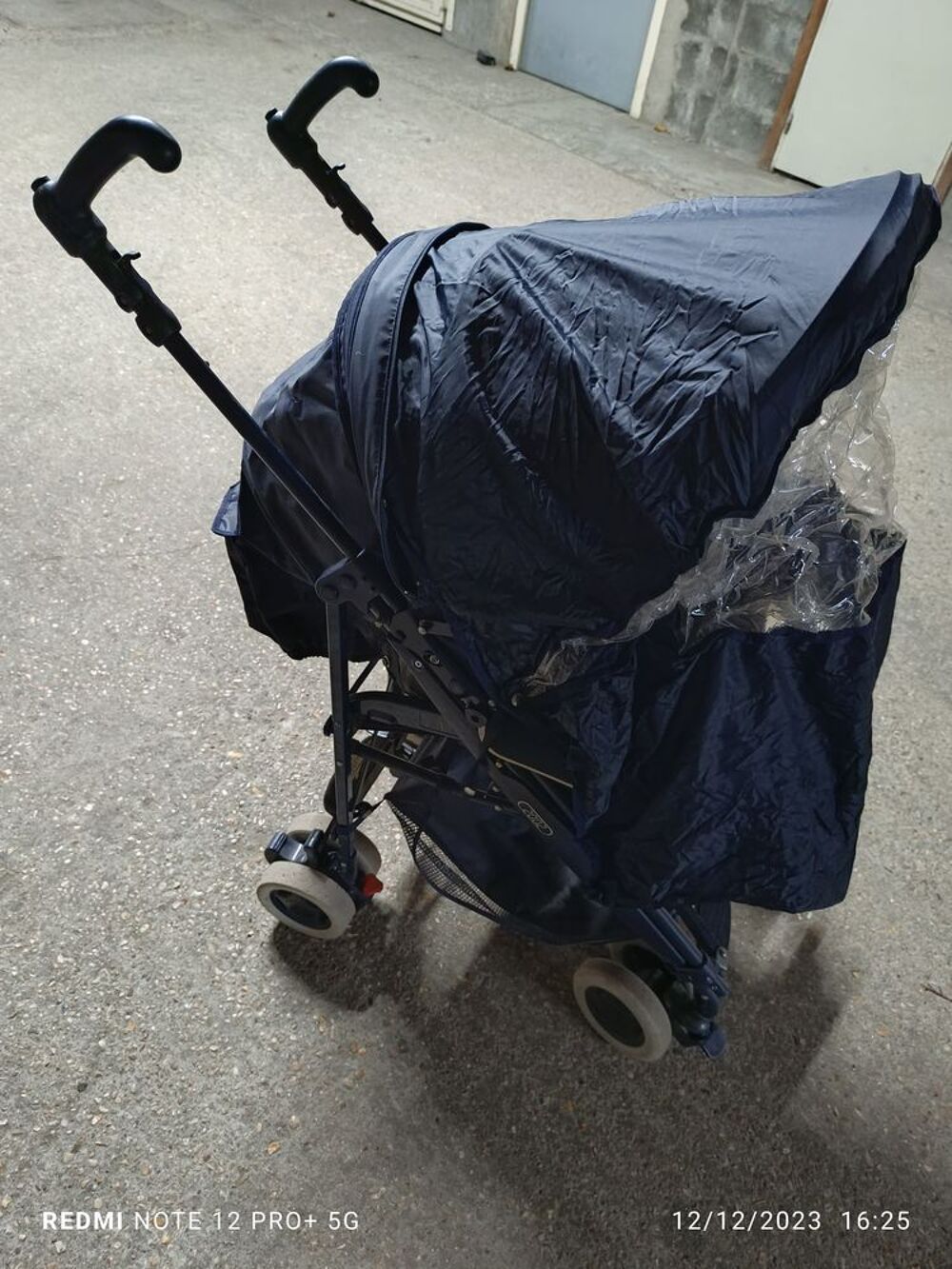 POUSETTE CANE MARQUE CHICCO Pu�riculture