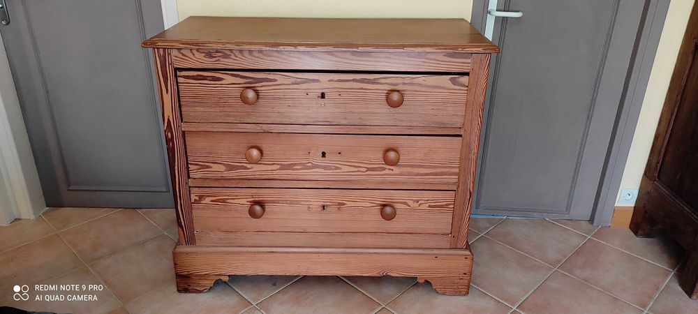 Commode ancienne en pin Meubles