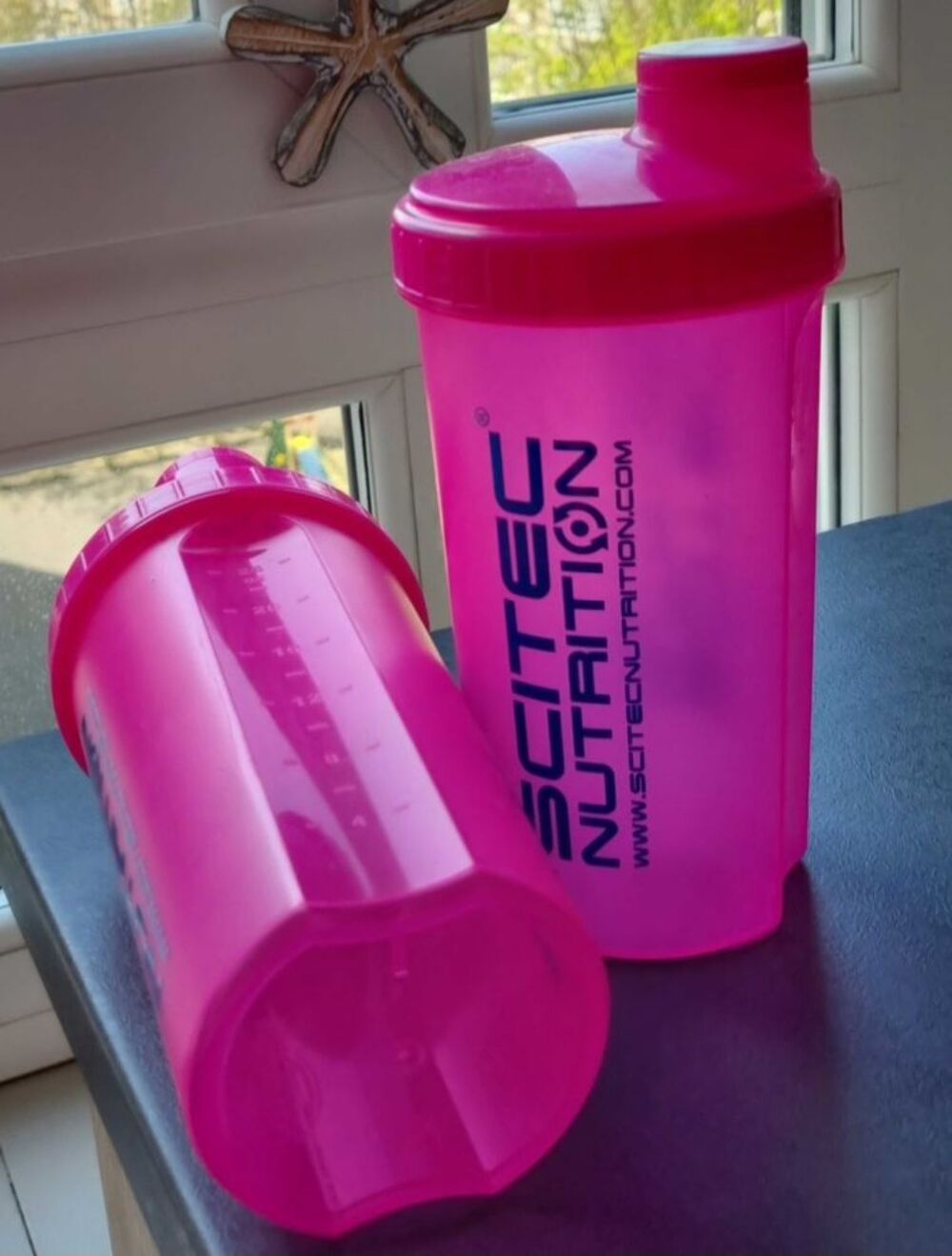Lot de 2 bouteilles neuves 700 ml Sports