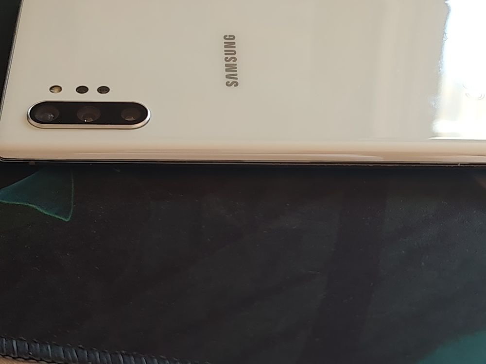 Smartphone SAMSUNG Galaxy Note 10+ 256Go quasi neuf Matériel informatique