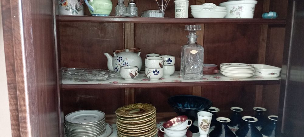 Diff&eacute;rents objets de d&eacute;coration
Décoration
