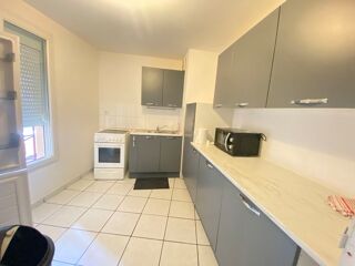  Appartement à louer 3 pièces 71 m²