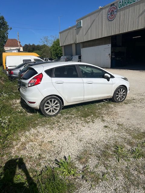 Ford Fiesta 1.0 EcoBoost 100 S&S Titanium 2016 occasion Saint-Cr&eacute;pin-et-Carlucet 24590